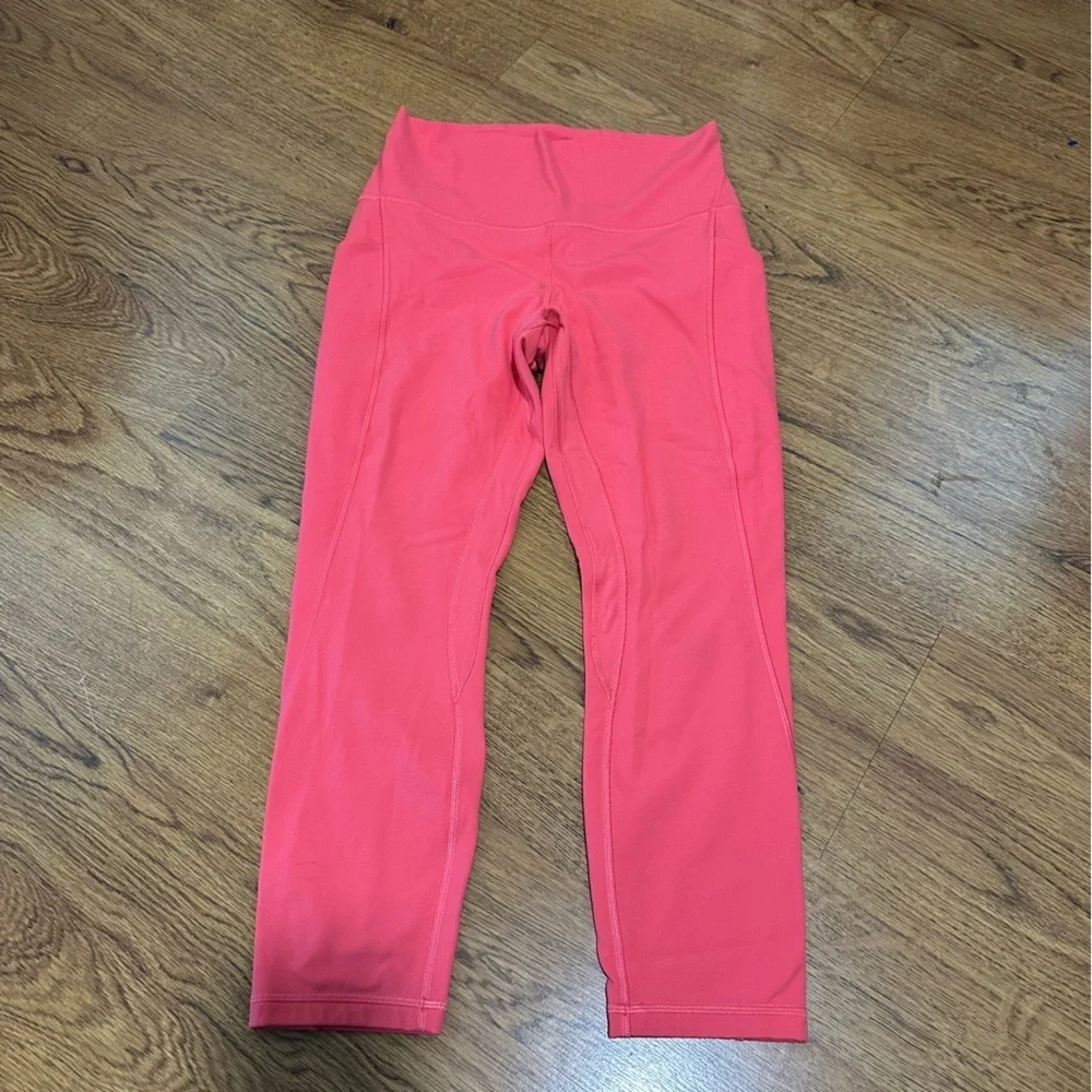 Lululemon Vibrant Pink Leggings size 8 sports yoga run