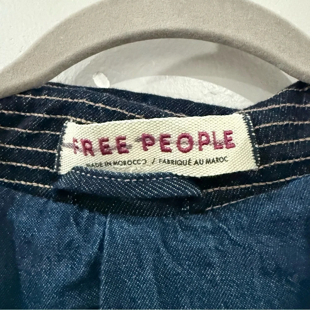Free People excellent car people
