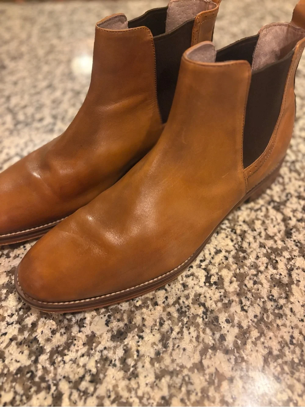 Johnston & Murphy Tan Leather Chukka Chelsea Boots