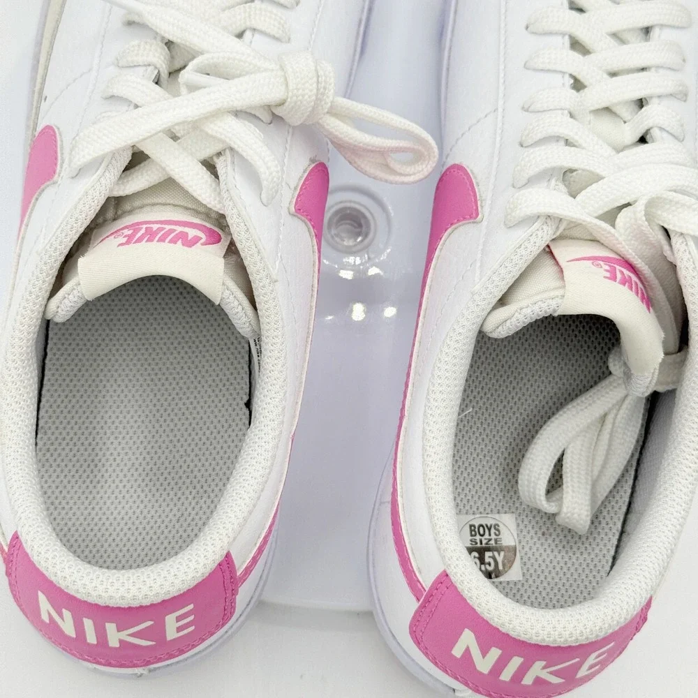 Nike Blazer Low Size 6.5Y Big Kids GS White/Pink - New no box * Imperfection