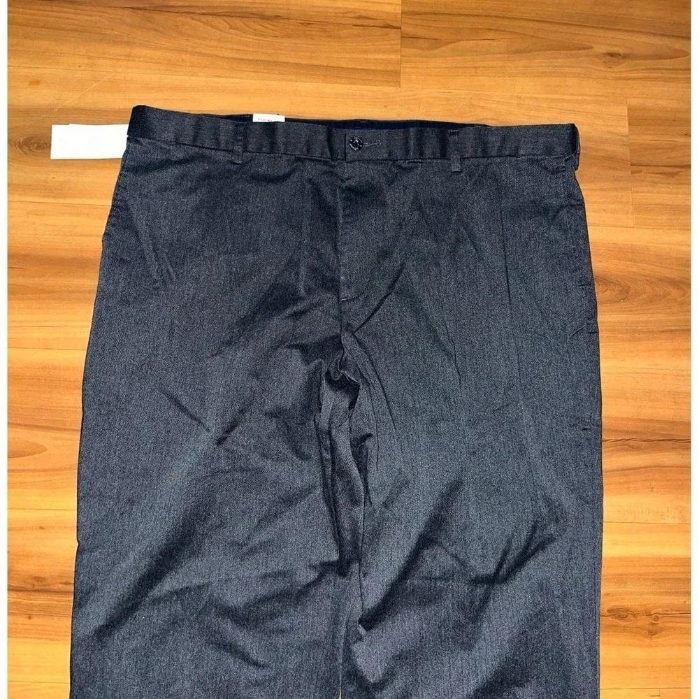 Dockers waist 44
