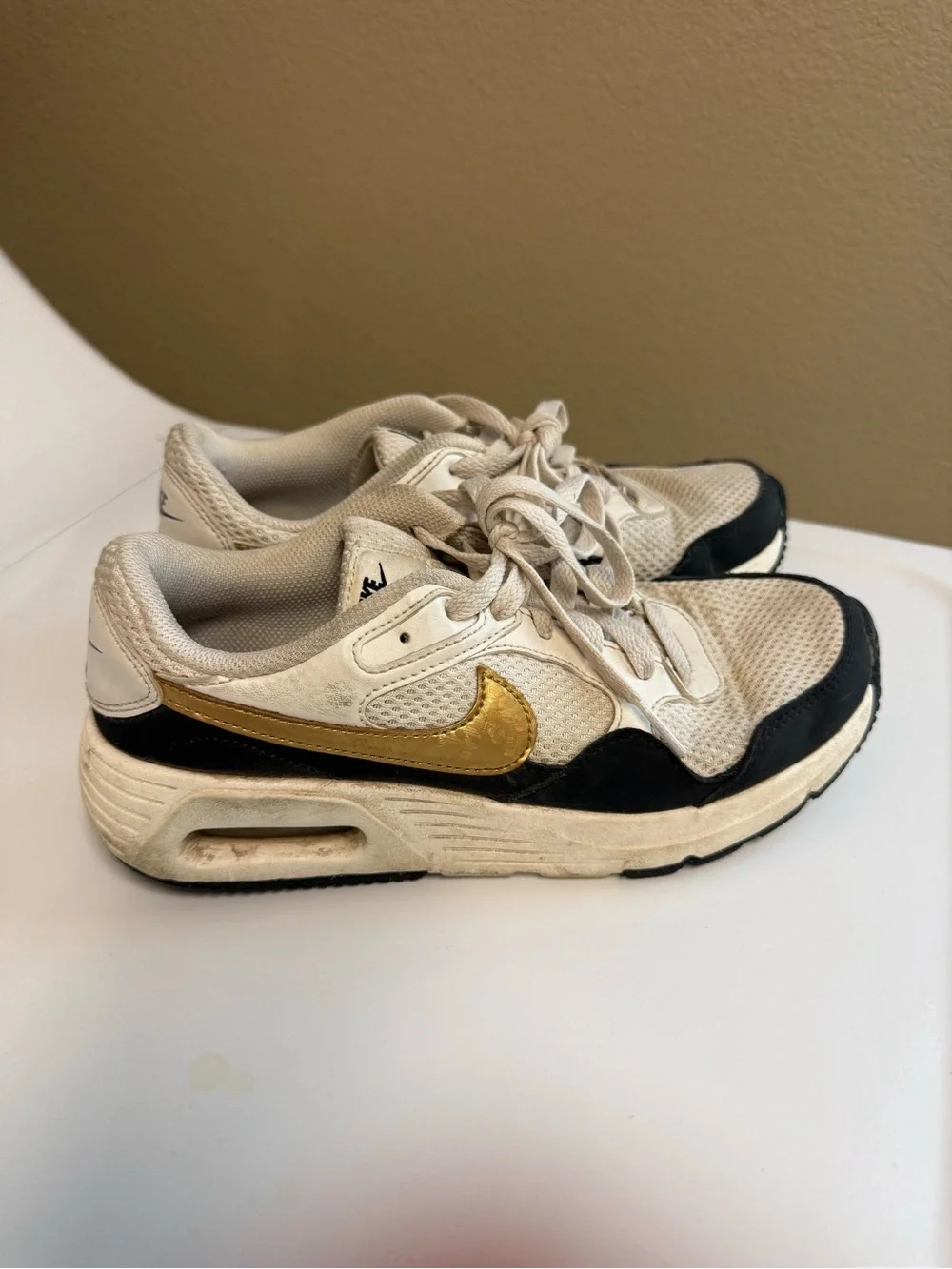 Nike classic women