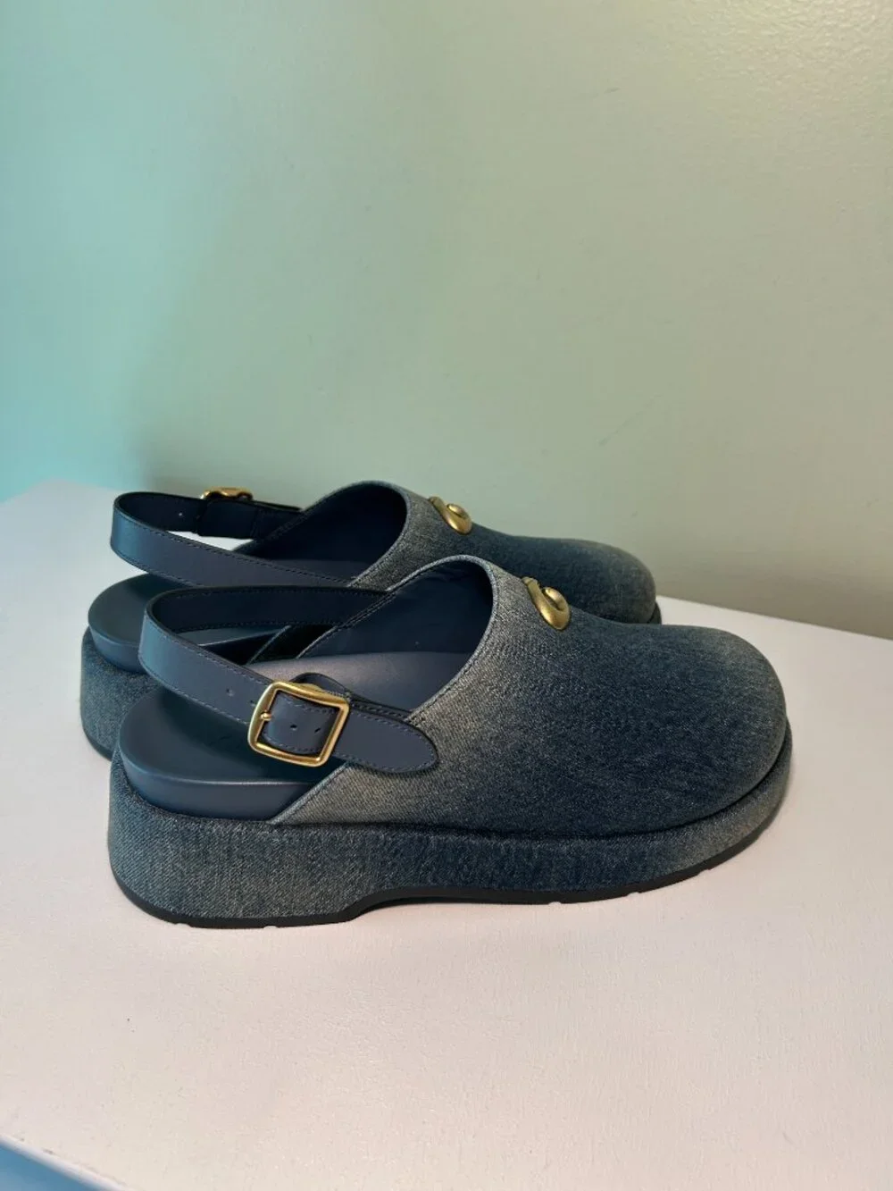 Coach brand size