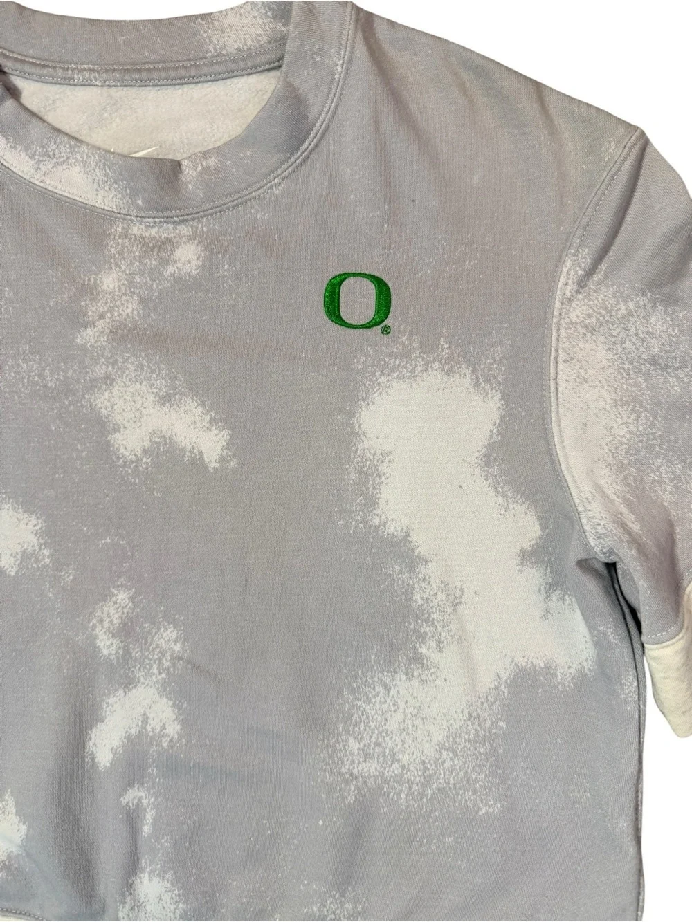 Nike Oregon Ducks Cropped Sweatshirt Tie Dye Bleach Wash Gray Women’s Size Small