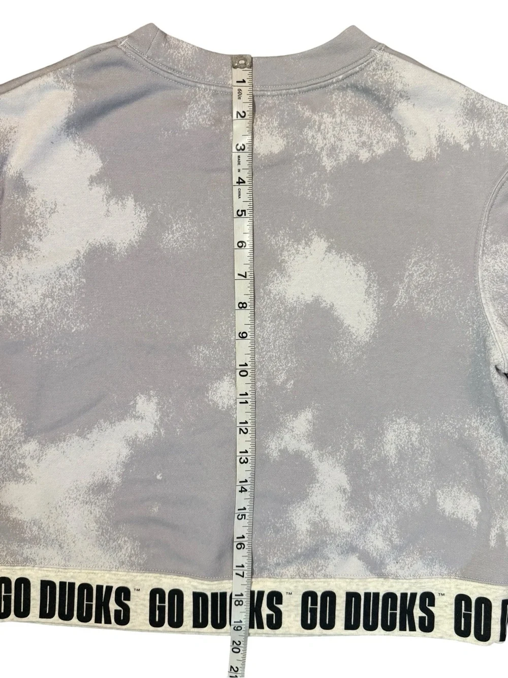 Nike Oregon Ducks Cropped Sweatshirt Tie Dye Bleach Wash Gray Women’s Size Small
