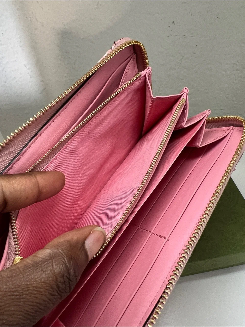 N/A stylish pink