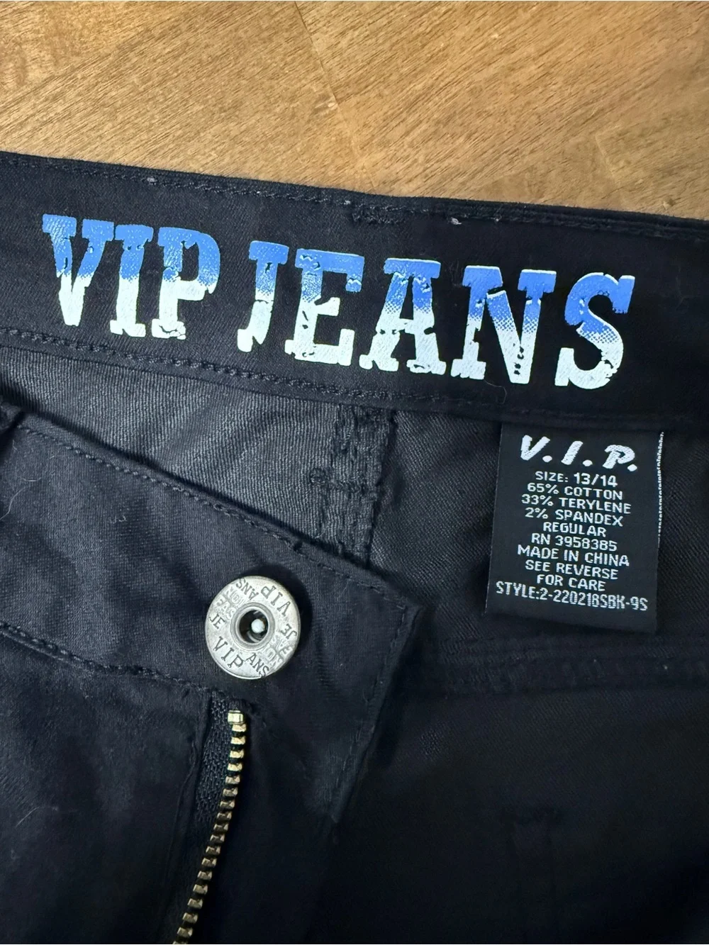 VIP durable cargo