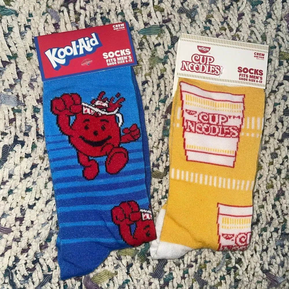 Double trouble crew Socks blue kool-aid & Cup o Noodle yellow men's 6-12‎