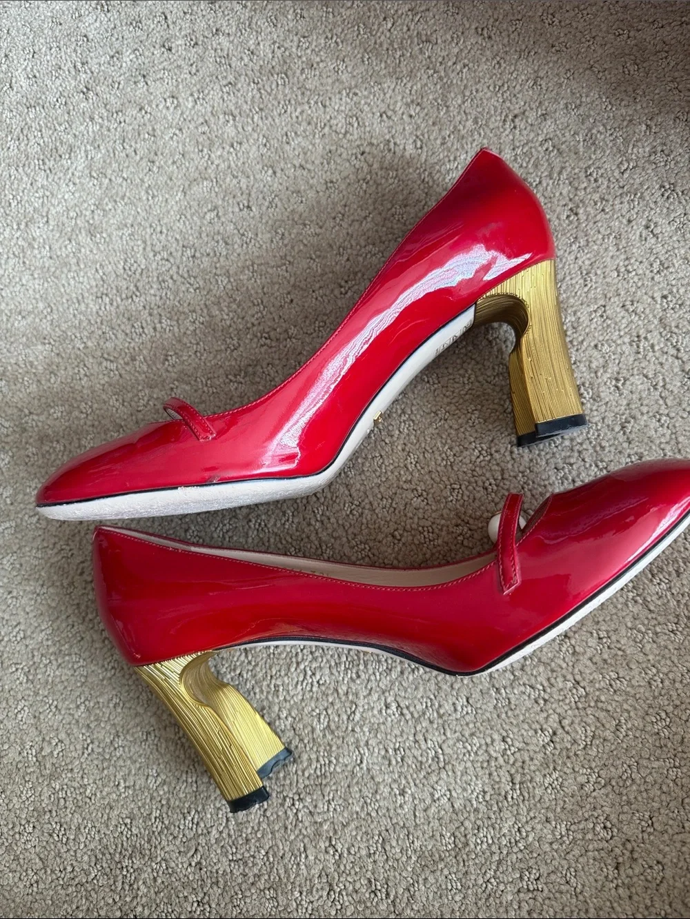 Gucci classic patent