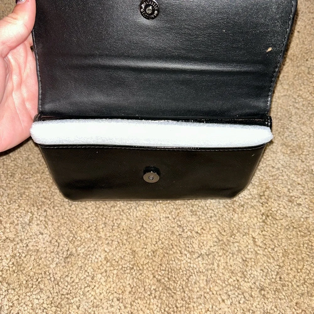 No Boundaries black eyelet shiny