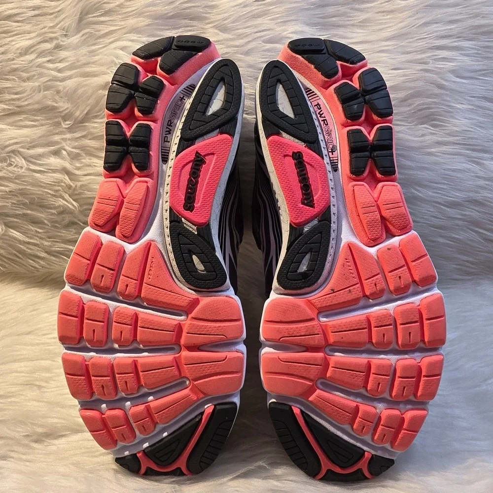 Saucony women hurricane