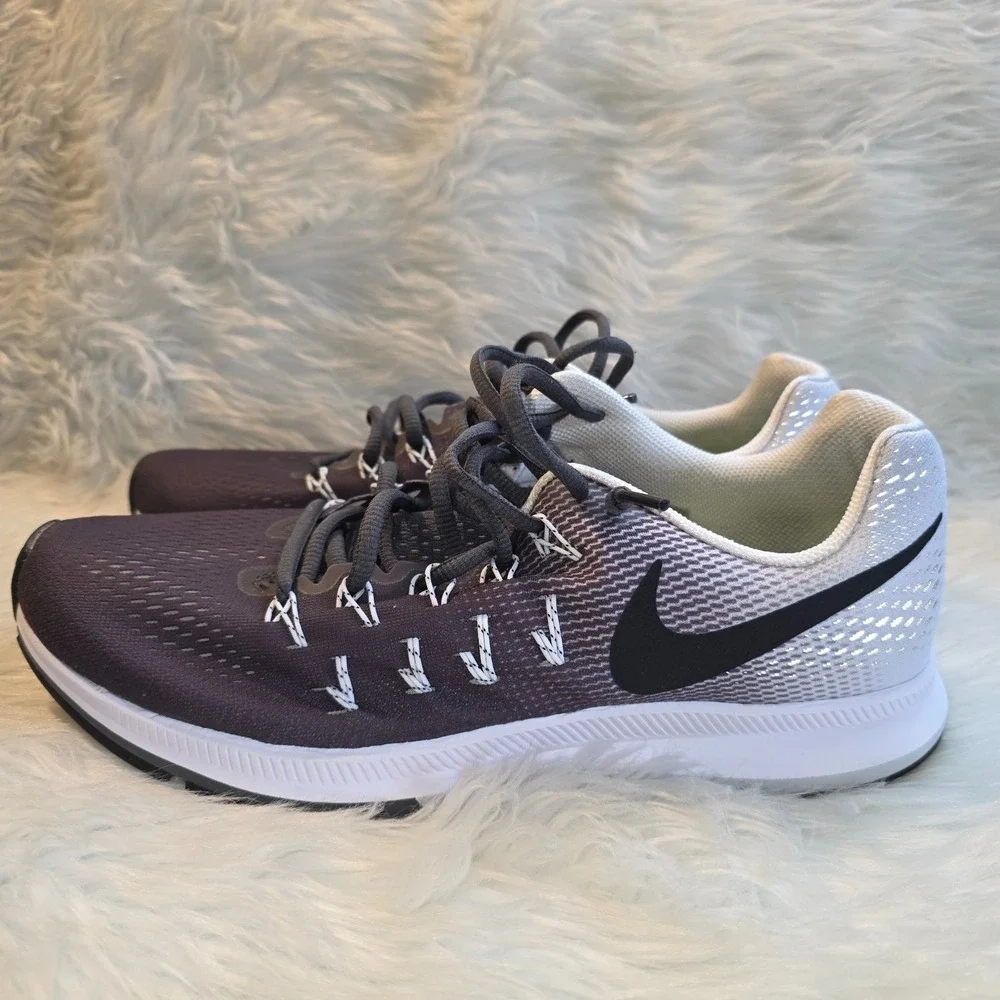Men's Running Shoes - Size 10 - Nike Air Zoom Pegasus 33 — Dark Grey/Black-White