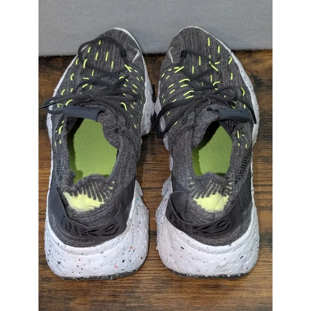 Nike space hippie
