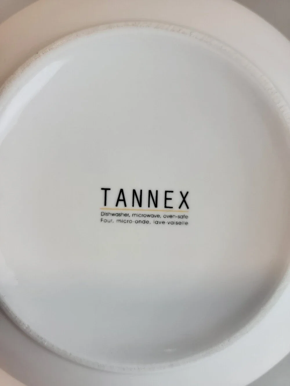 Tannex white tie