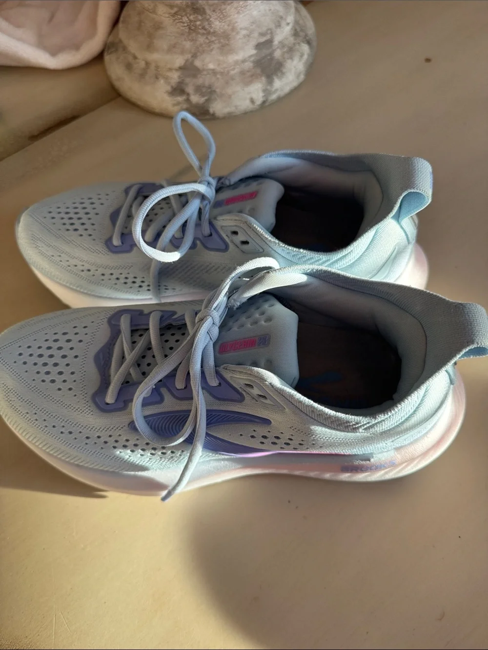 Brooks light breathable