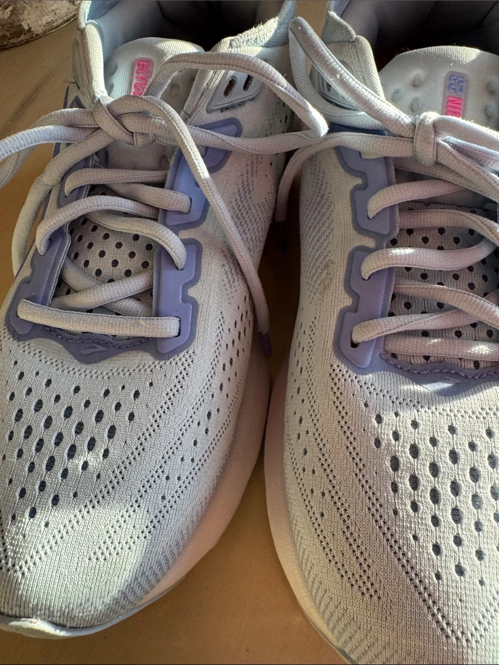 Brooks light breathable