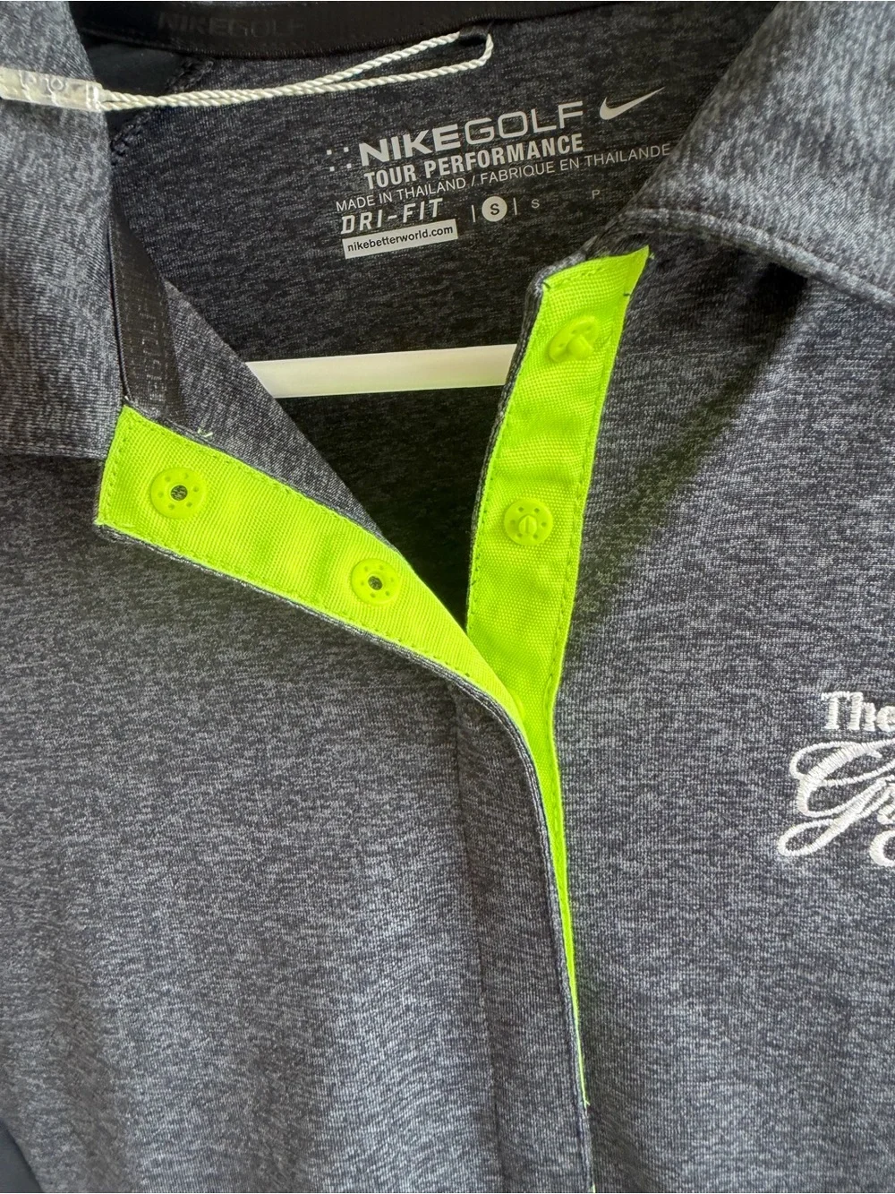 Nike new tags