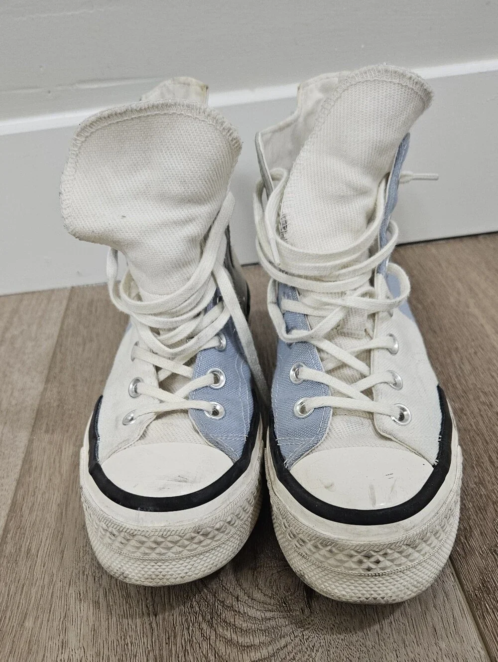 Converse size very