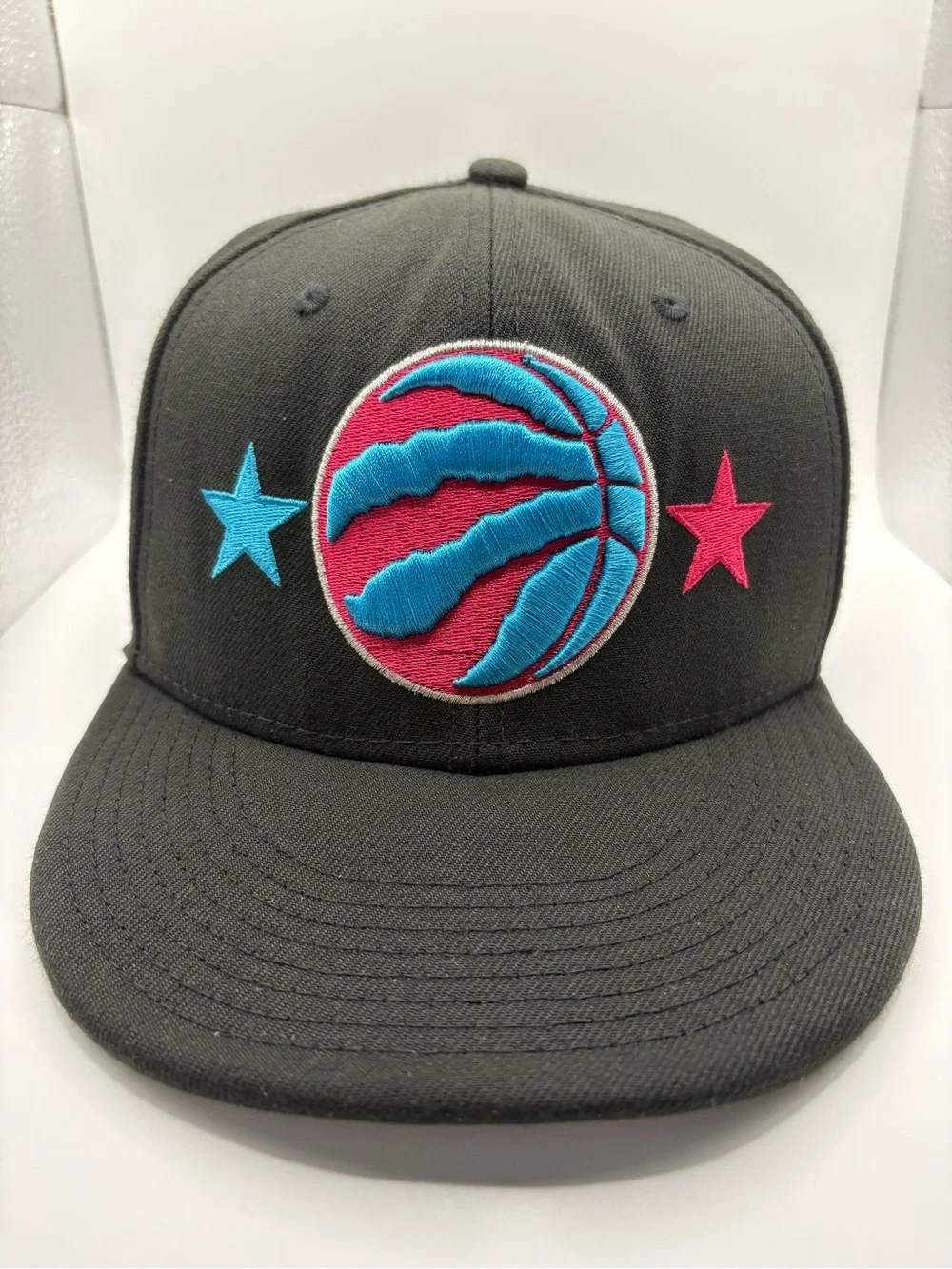 New Era Toronto Raptors 9FIFTY Snapback Black Pink Blue NBA Hat OSFM