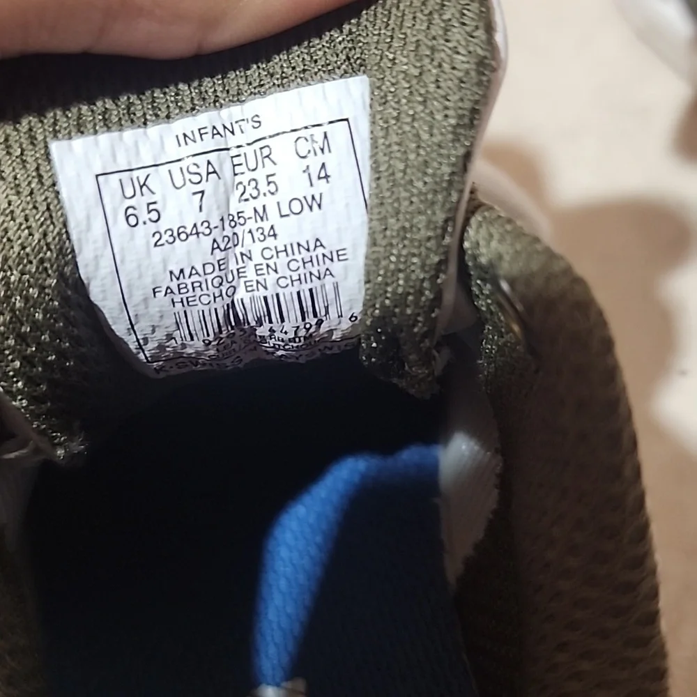 K-Swiss flaws unisex