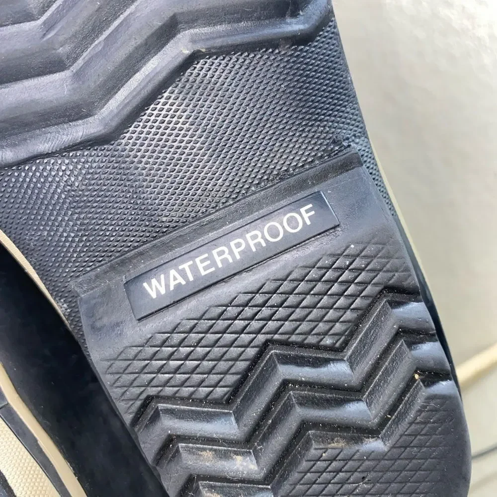 Sorel waterproof size
