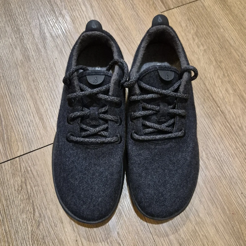 allbirds reposhing this