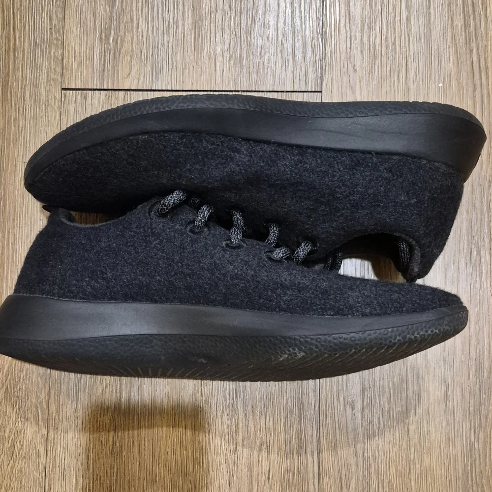 allbirds reposhing this