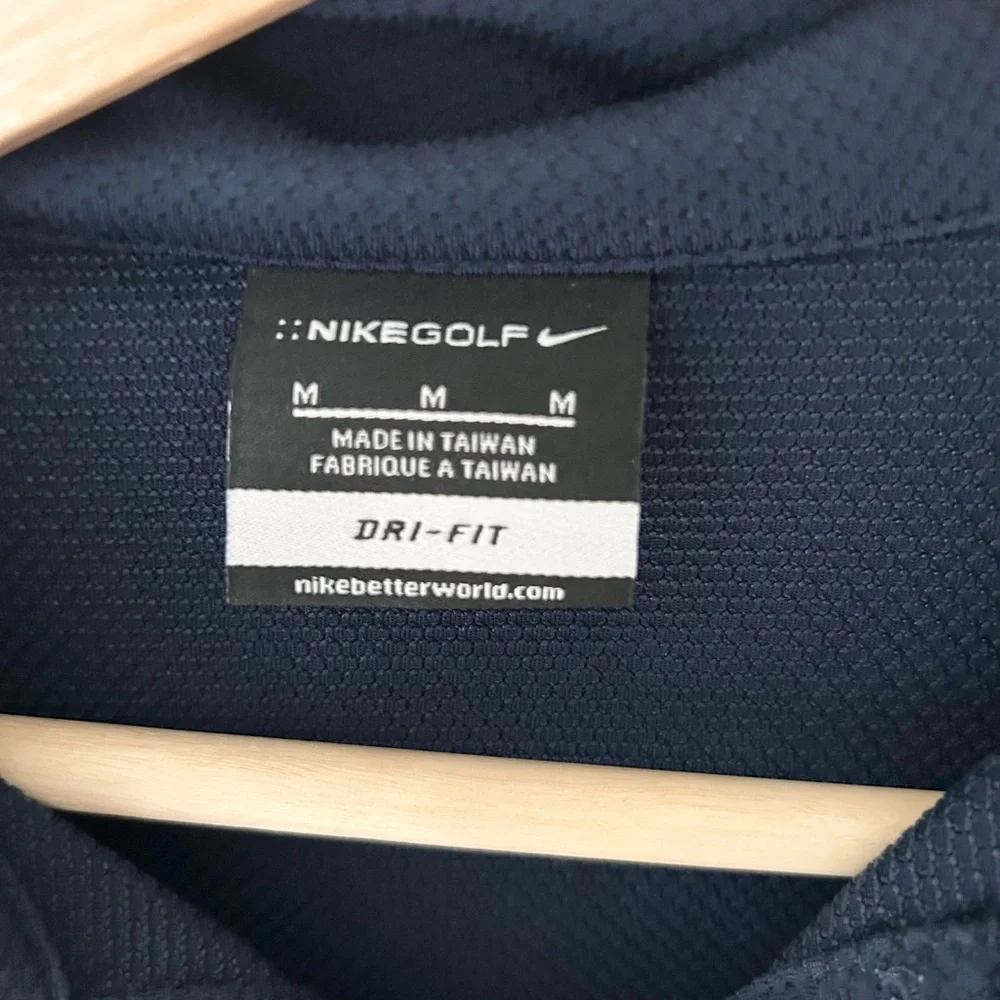 Nike sleek dark