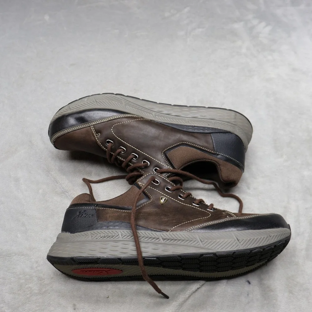 Xelero classic hiking