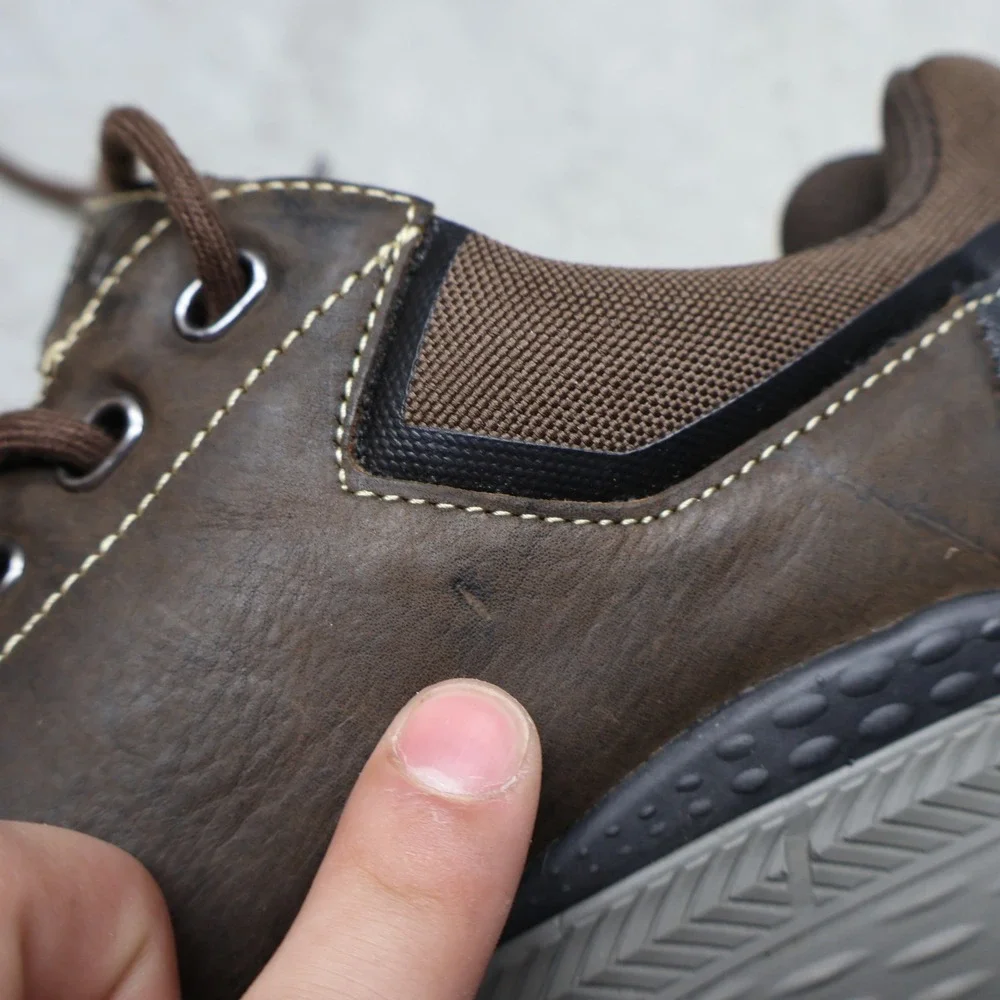 Xelero casual ergonomic sturdy