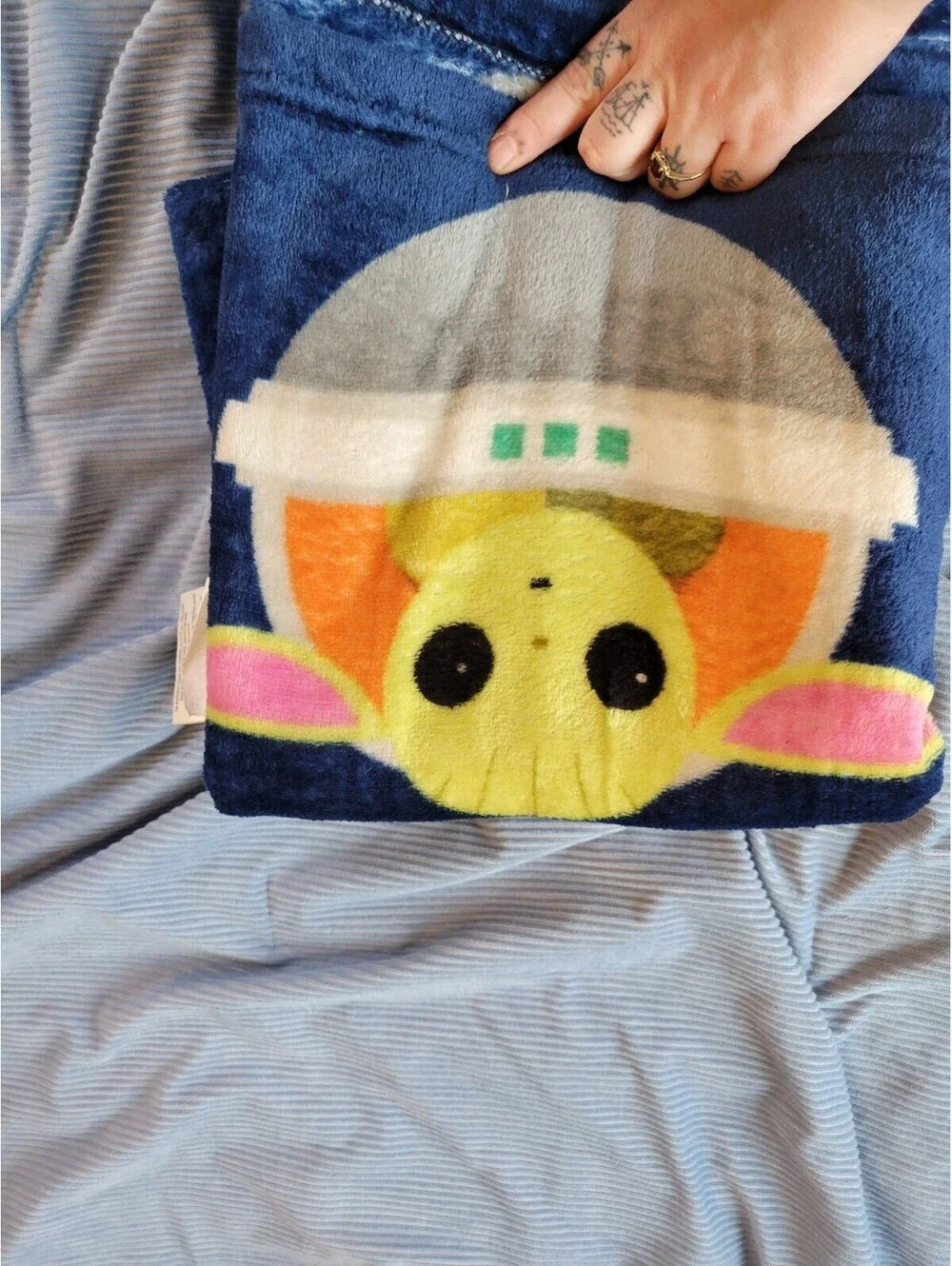 Star Wars The Mandalorian Baby Yoda Plush Throw Blanket