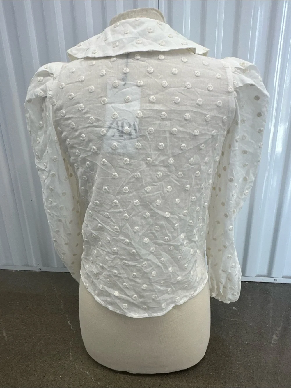 Zara light cream