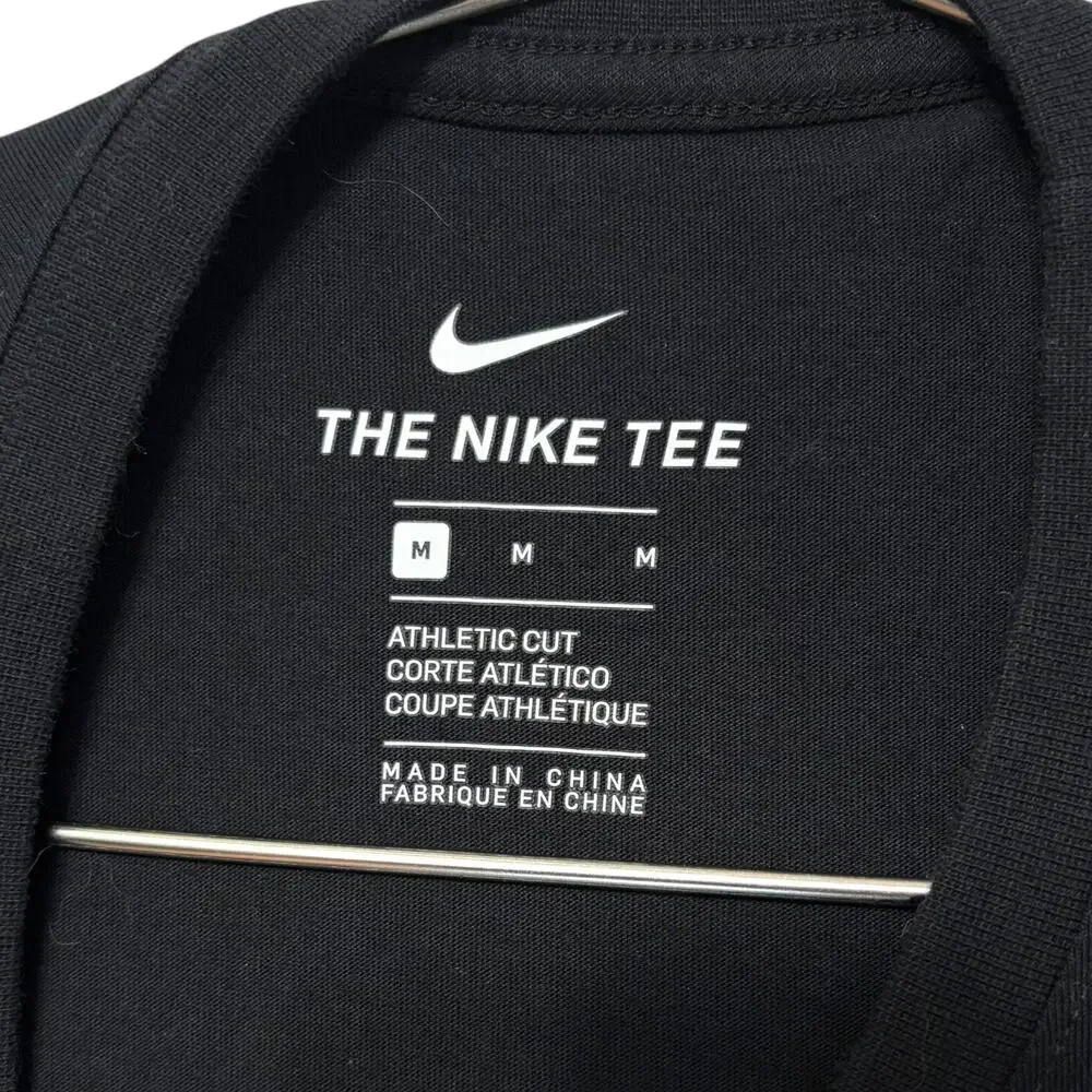 Nike item tee