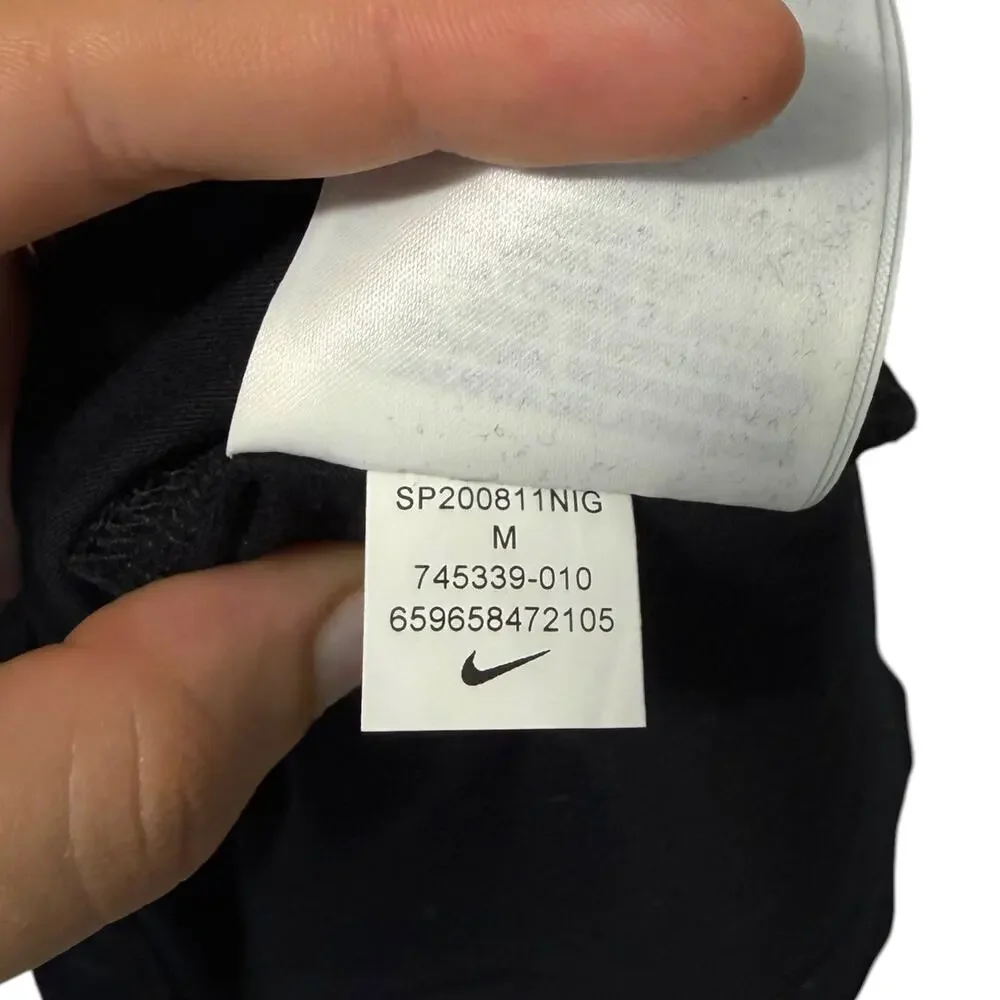 Nike item tee