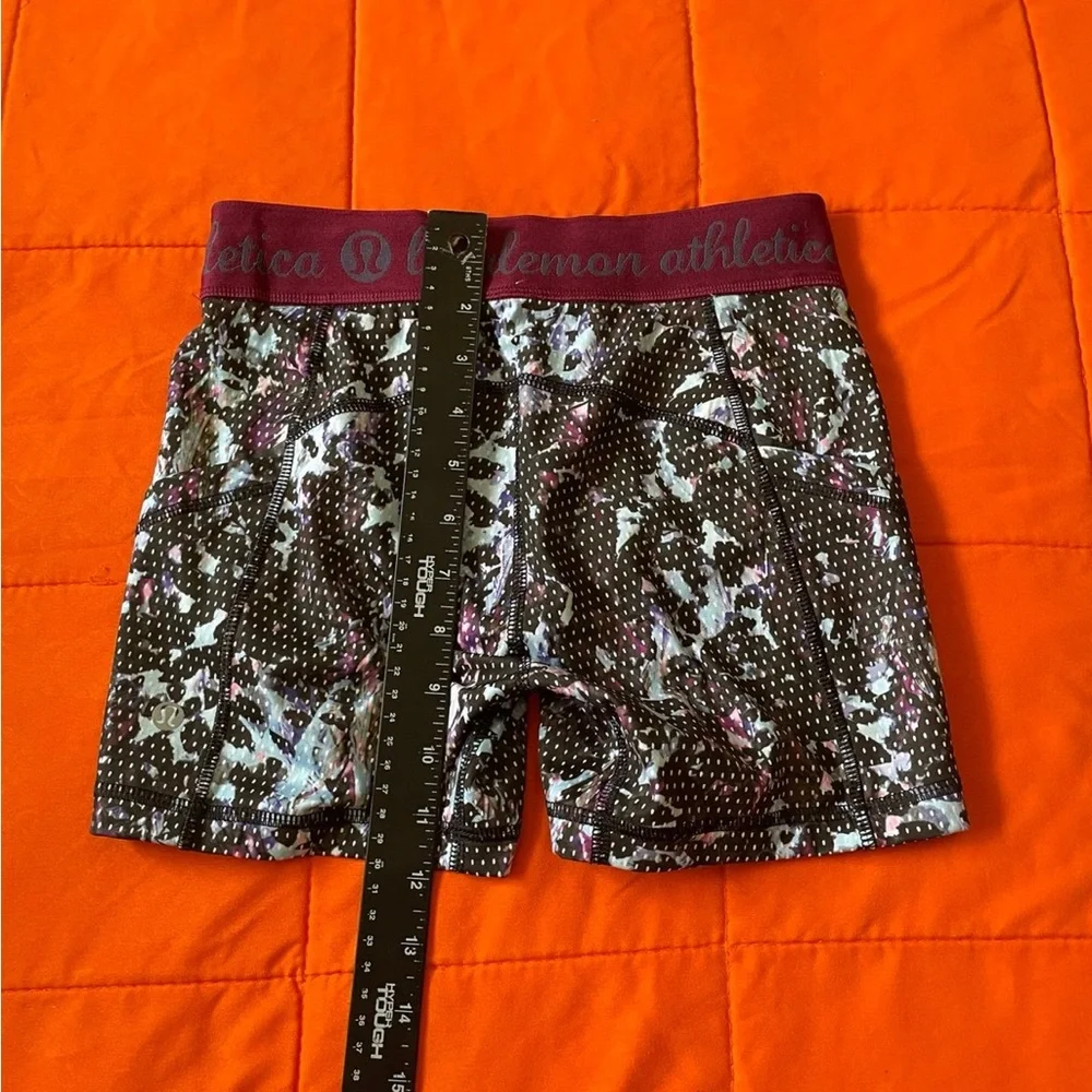 lululemon athletica these athletic