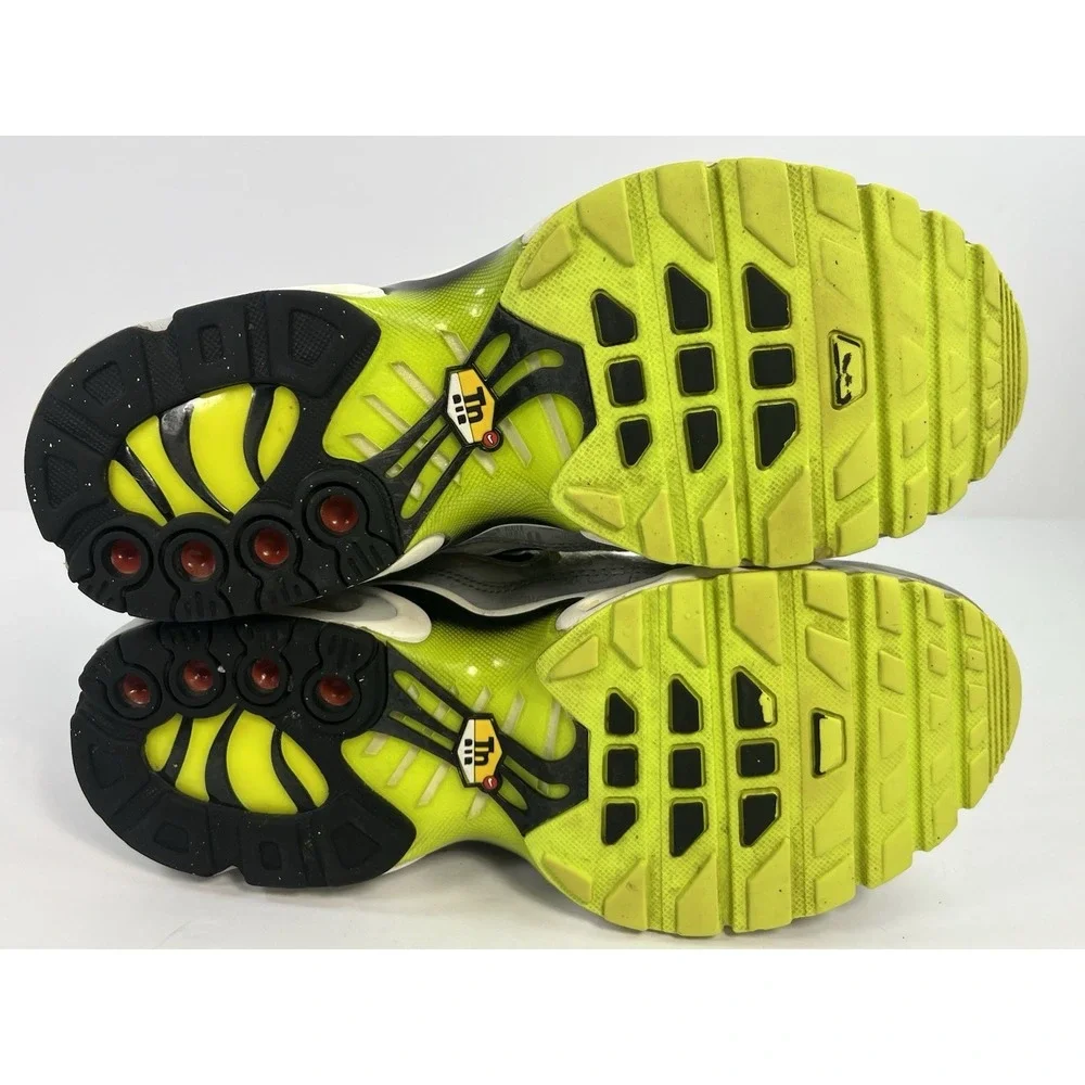 Nike gently damage
