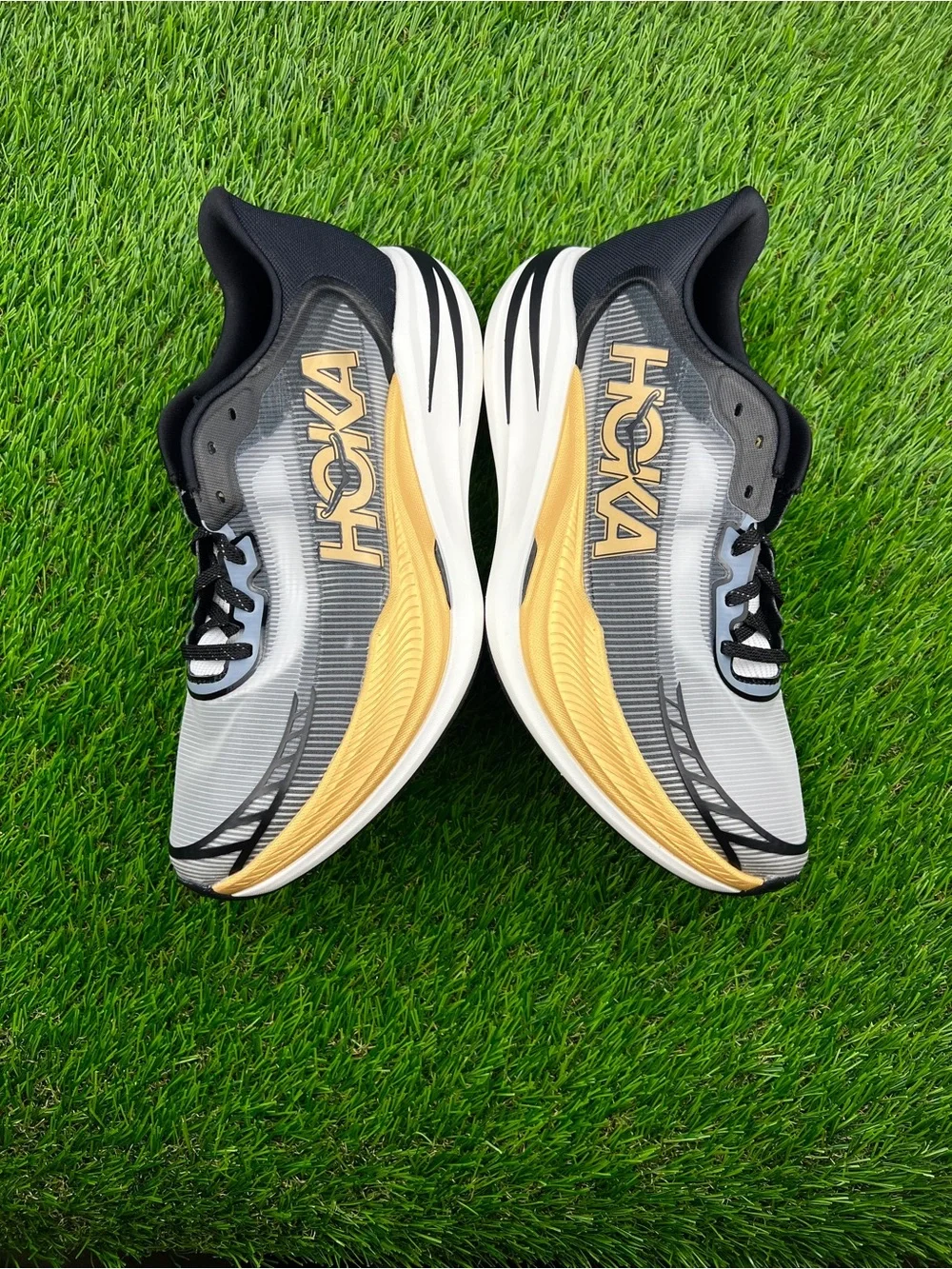 Hoka brand new