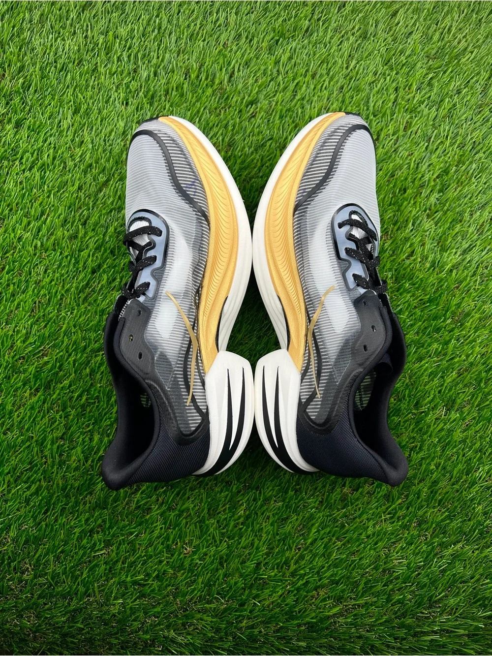 Hoka brand new