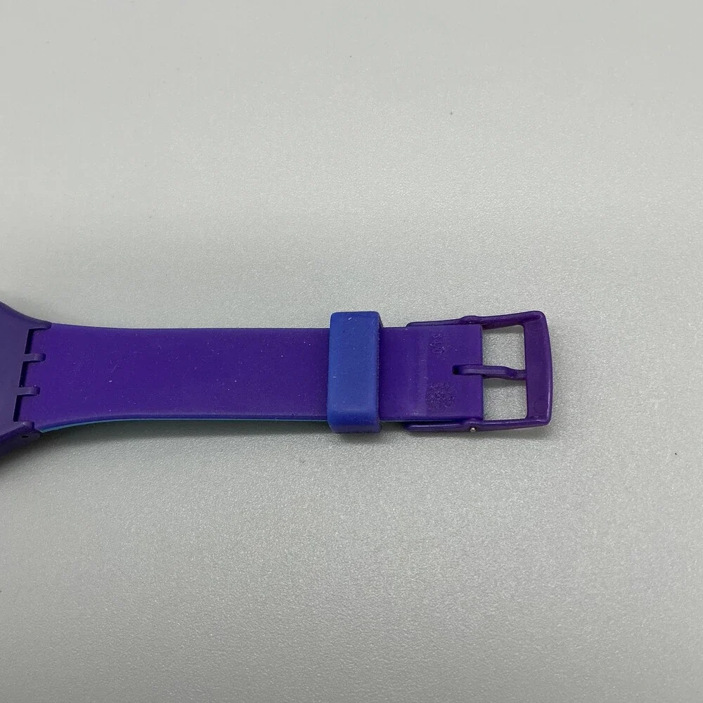 Swatch round style unknown