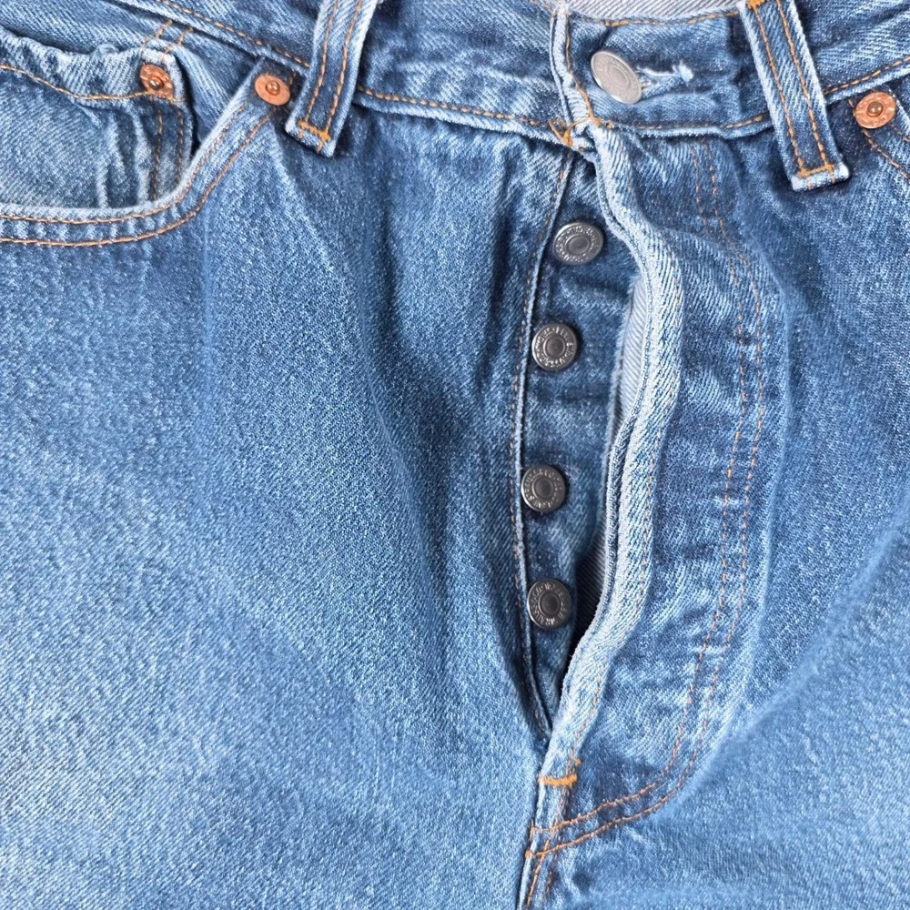 Levis this item