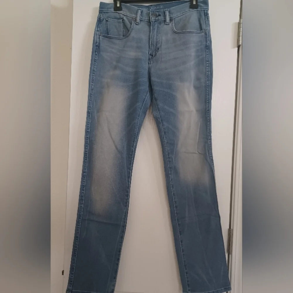 Banana Republic,  The Traveler, Blue Distressed, Slim Denim Jeans