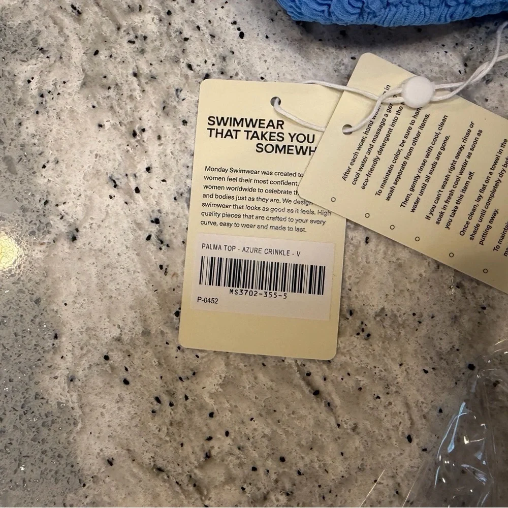 Monday Swimwear nwt size