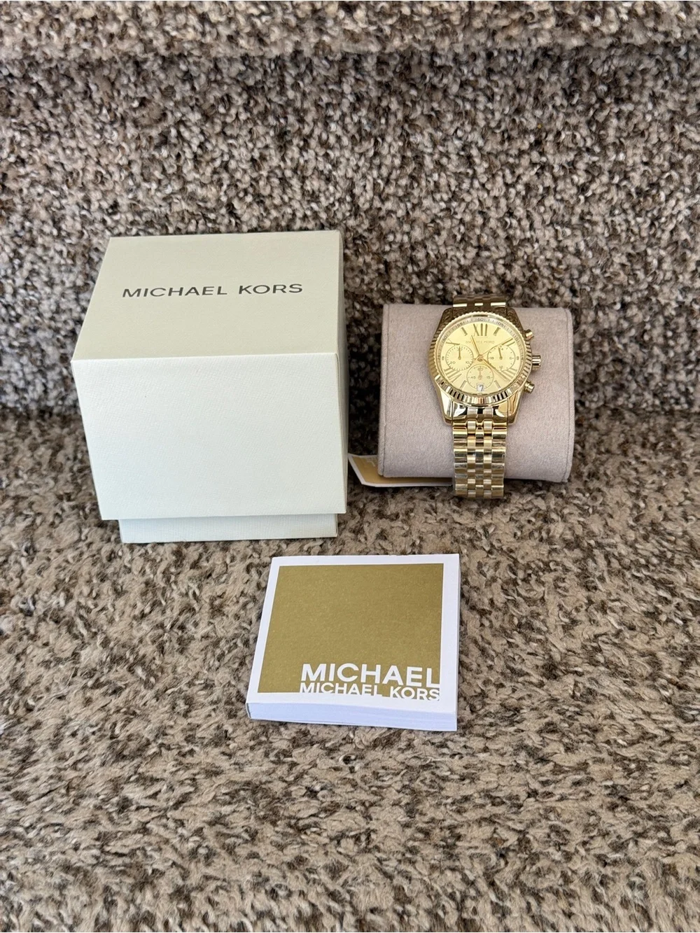 Michael Kors elegant michael