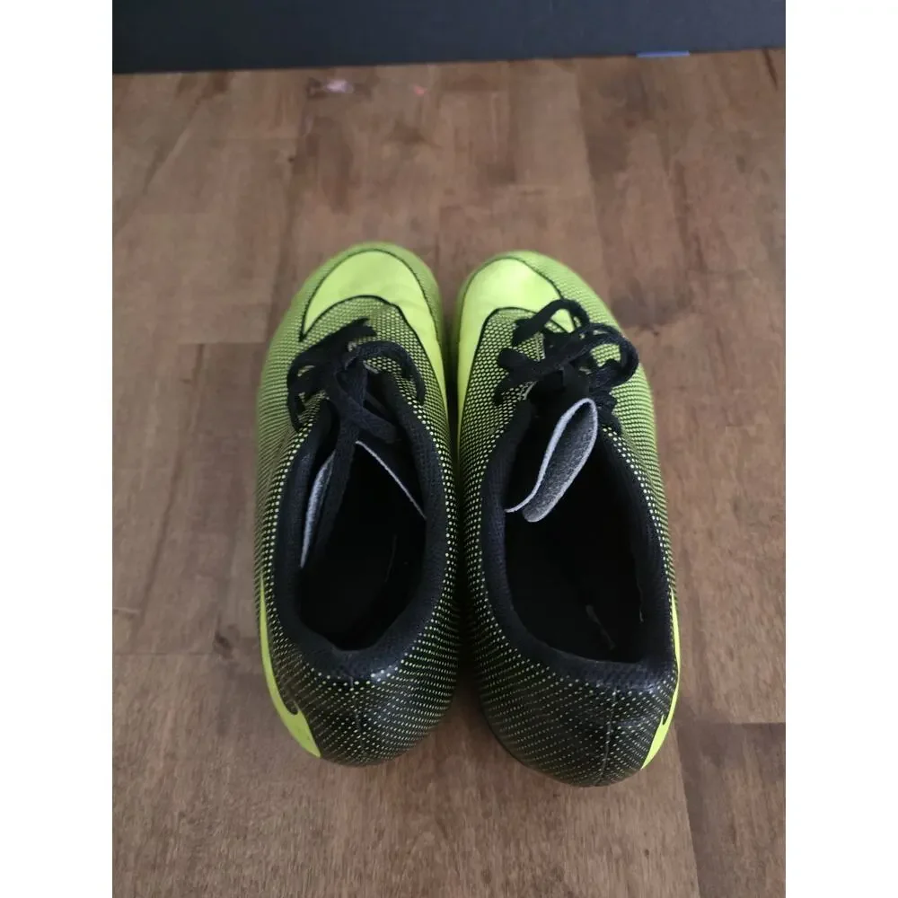 Nike product pair