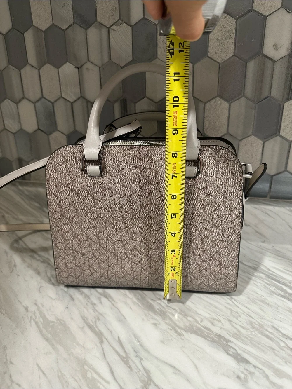 Calvin Klein calvin klein