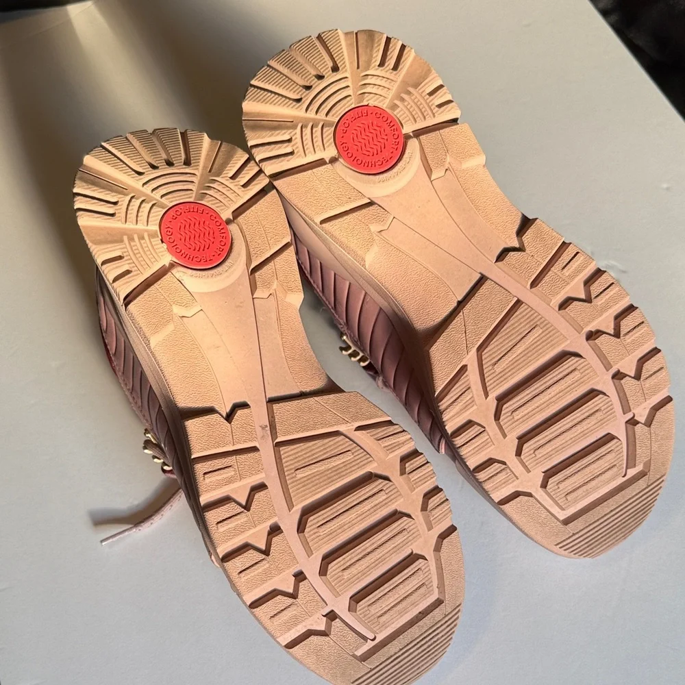 Fitflop Blush Pink Women's Sneakers Sz 9