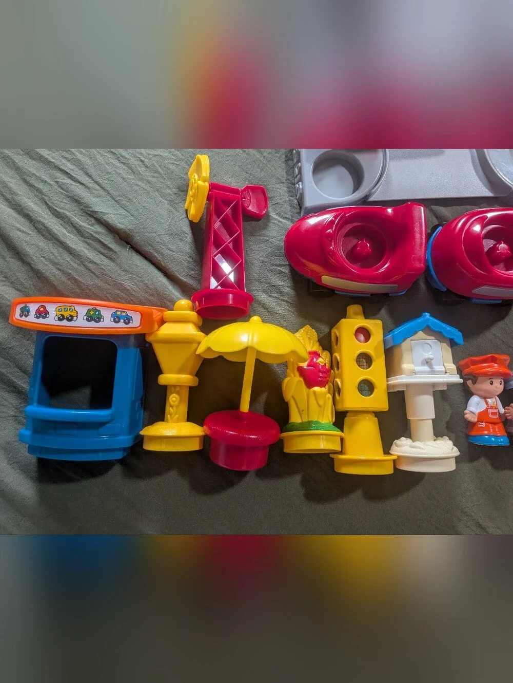 Fisher-Price 2001 fisher