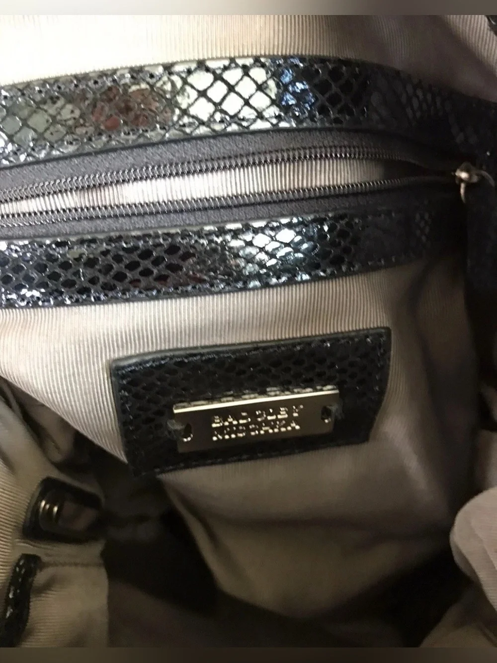 Badgley Mischka Leather Satchel Blue Black Iridescent Bag Snake Skin Style Tote