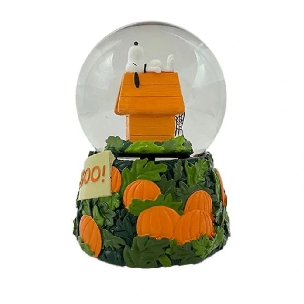 N/A peanuts waterglobe