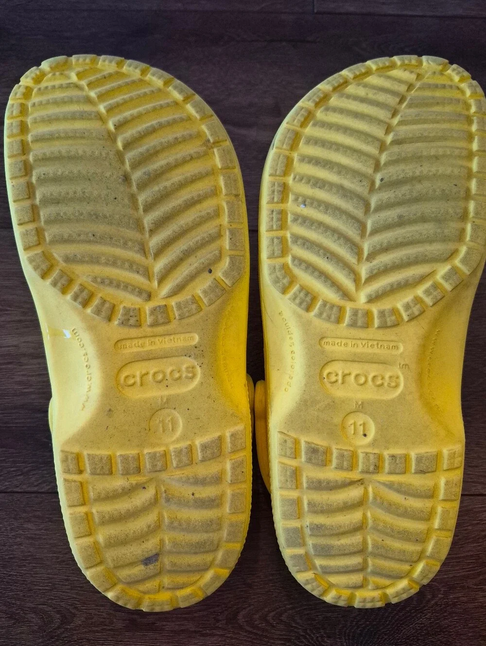 CROCS used good